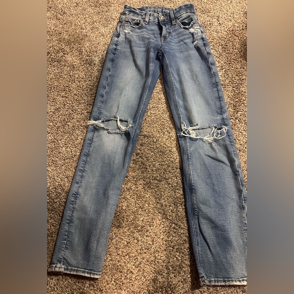 American Eagle Outfitters Light Blue Distressed Skinny Jeans